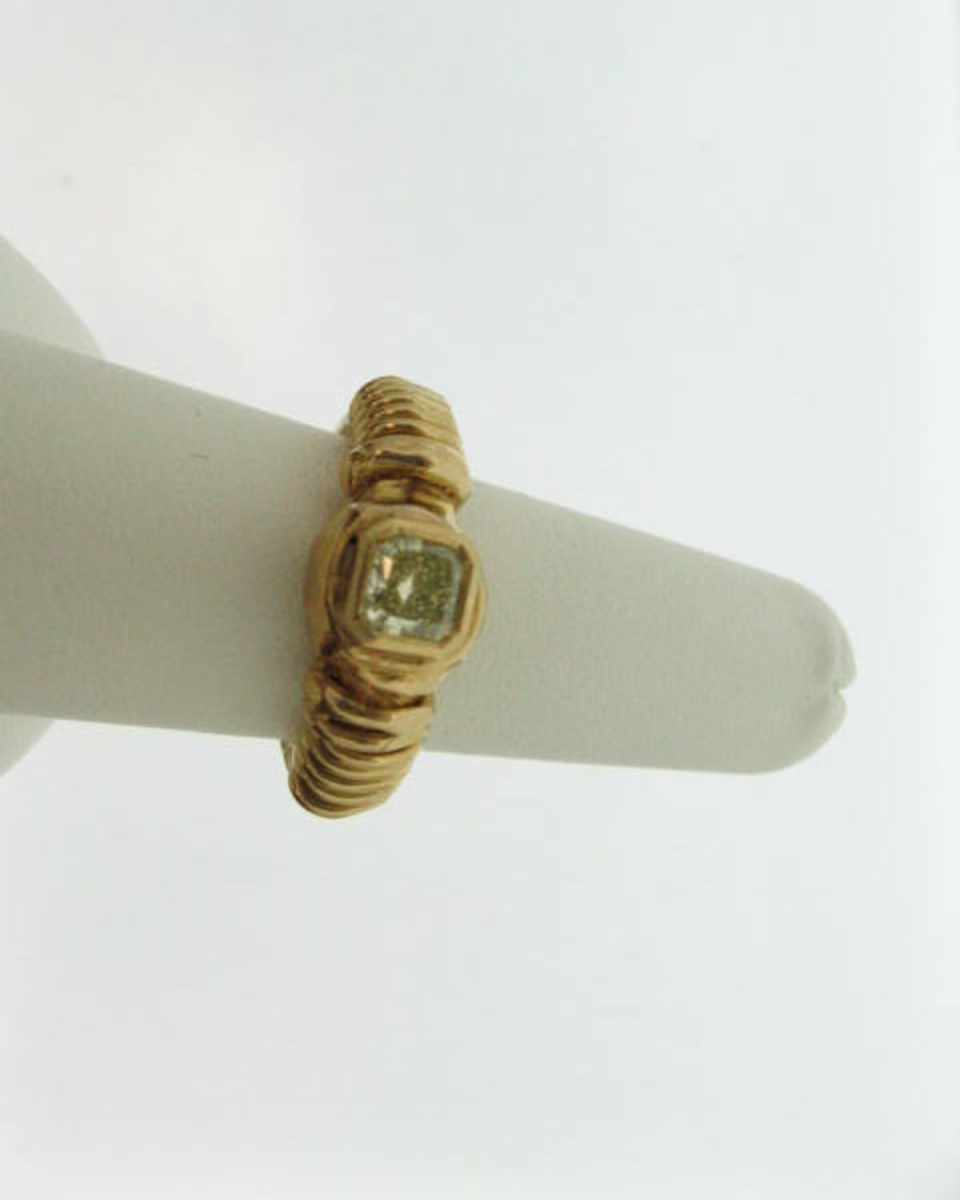 RING INTENSE GREEN YELLOW DI